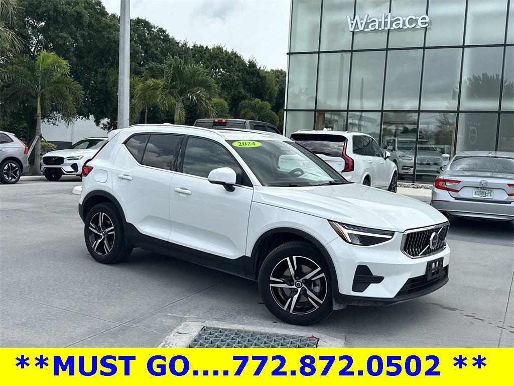 used 2024 Volvo XC40 car, priced at $28,406