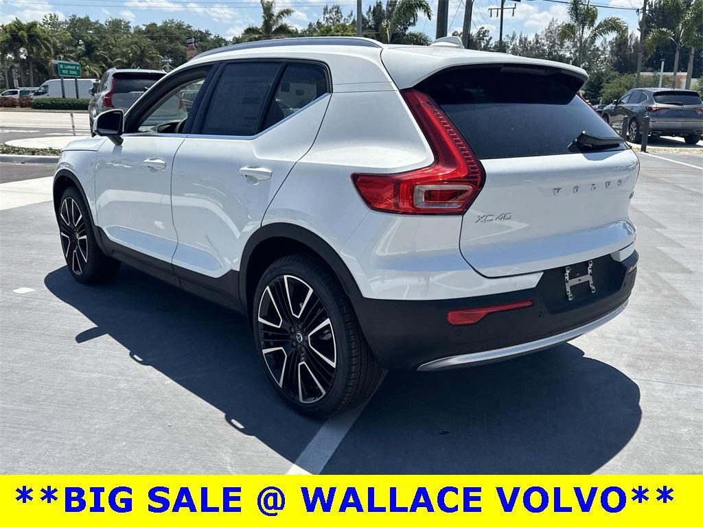 new 2024 Volvo XC40 car, priced at $51,153