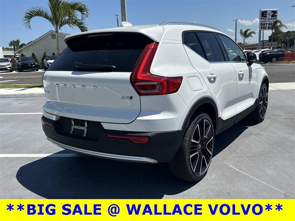 new 2024 Volvo XC40 car, priced at $51,153