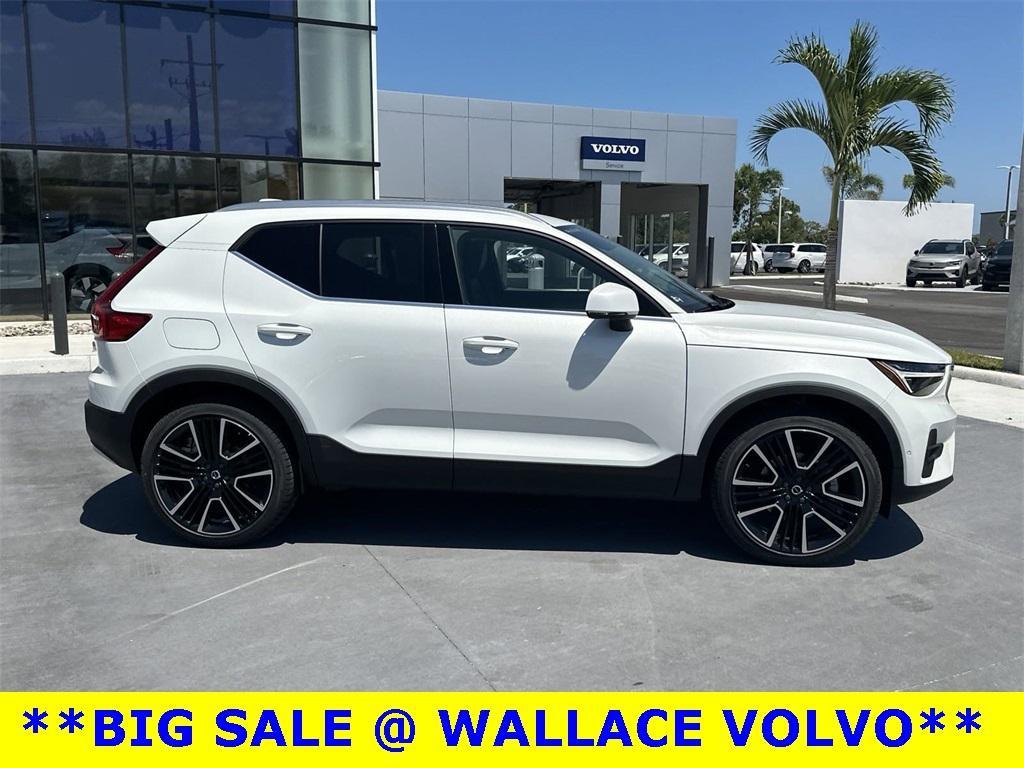 new 2024 Volvo XC40 car, priced at $51,153