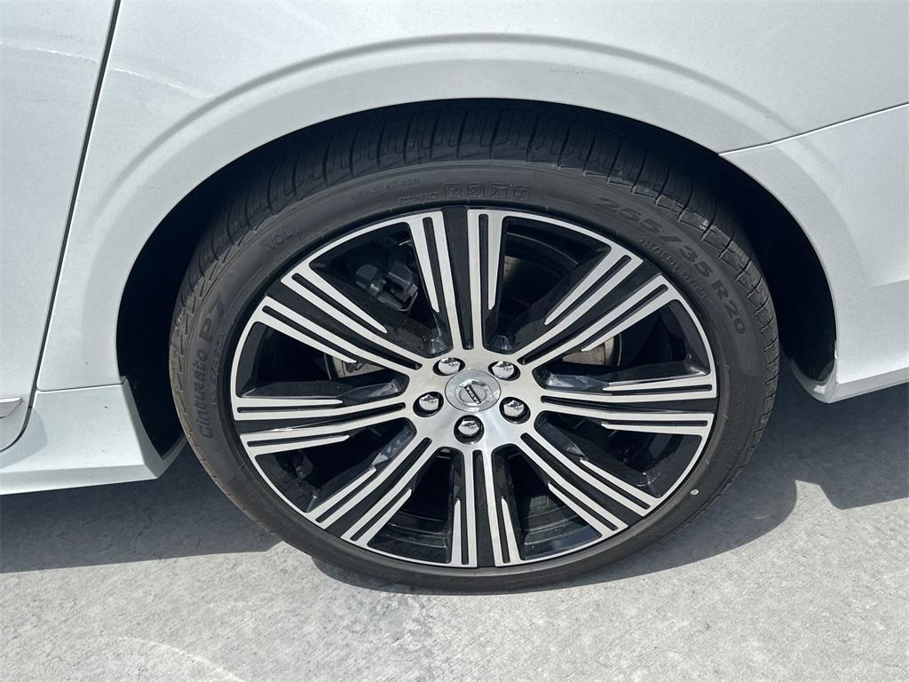 new 2025 Volvo S90 car, priced at $60,295