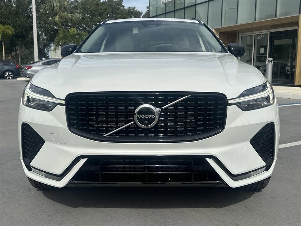 new 2025 Volvo XC60 car, priced at $54,585