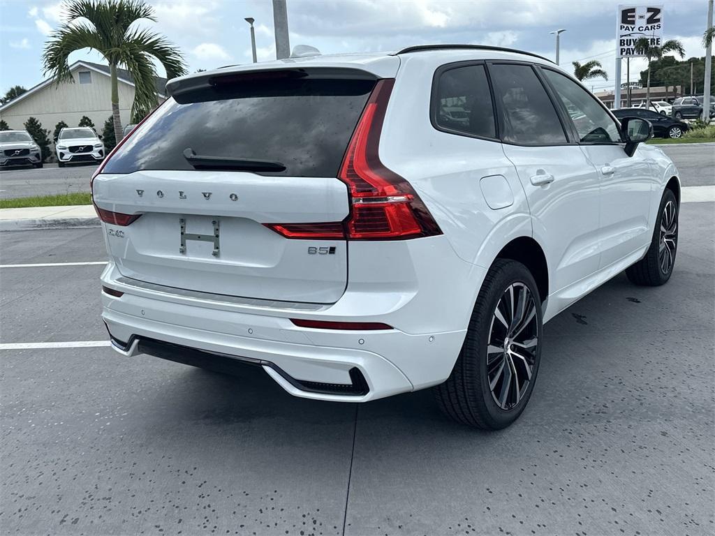 new 2025 Volvo XC60 car, priced at $53,527