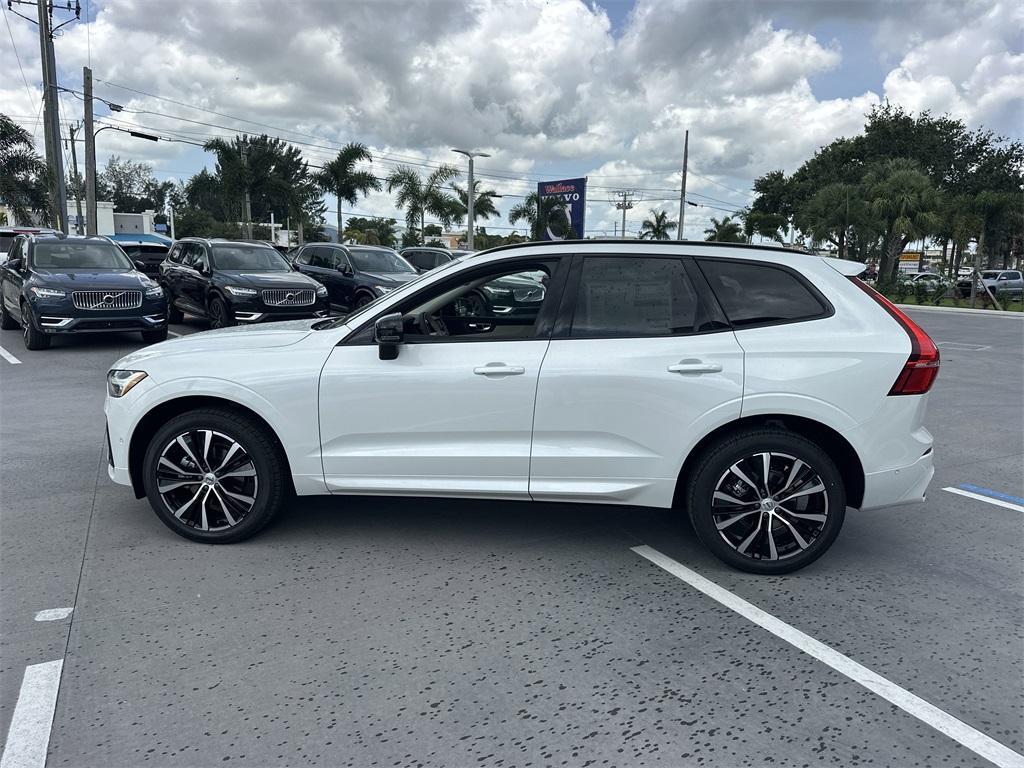 new 2025 Volvo XC60 car, priced at $53,527