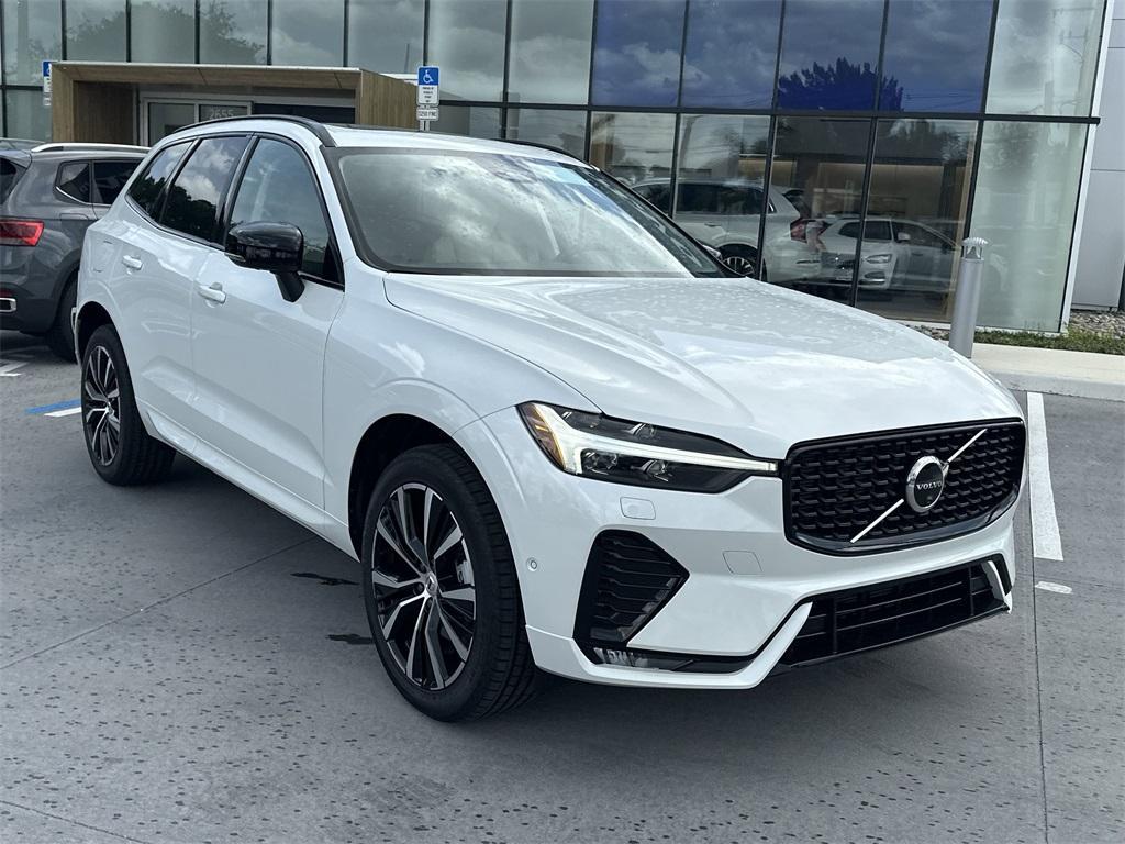 new 2025 Volvo XC60 car, priced at $53,527
