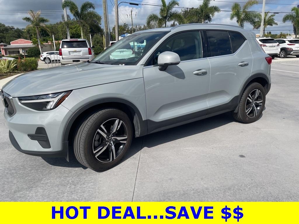 used 2024 Volvo XC40 car, priced at $31,998