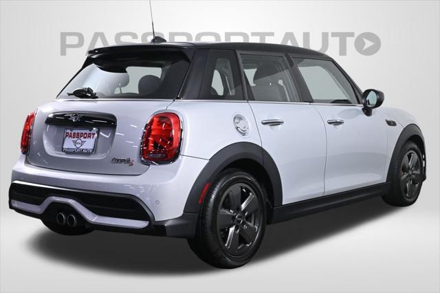 used 2022 MINI Hardtop car, priced at $26,500