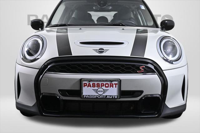 used 2022 MINI Hardtop car, priced at $26,500