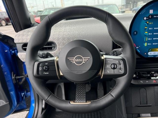 new 2025 MINI Hardtop car, priced at $39,775