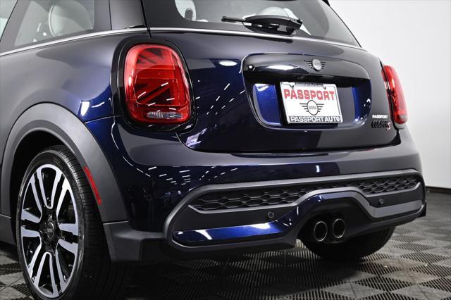 used 2022 MINI Hardtop car, priced at $28,500