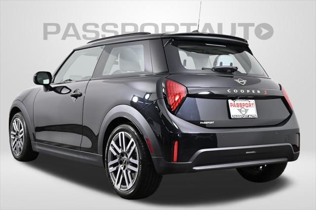 used 2025 MINI Hardtop car, priced at $31,500