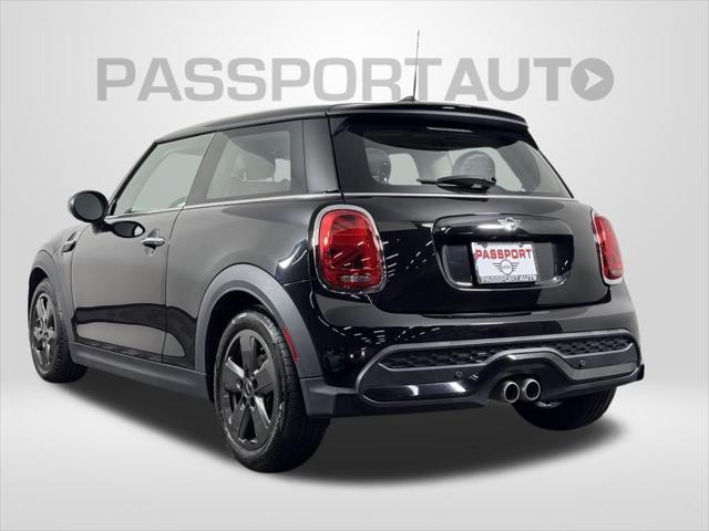 used 2022 MINI Hardtop car, priced at $23,500