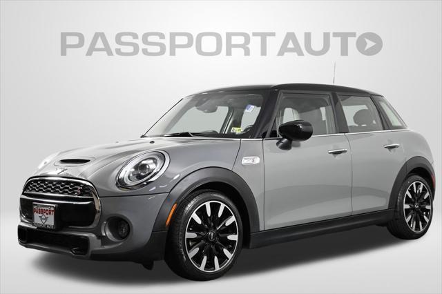 used 2021 MINI Hardtop car, priced at $25,000