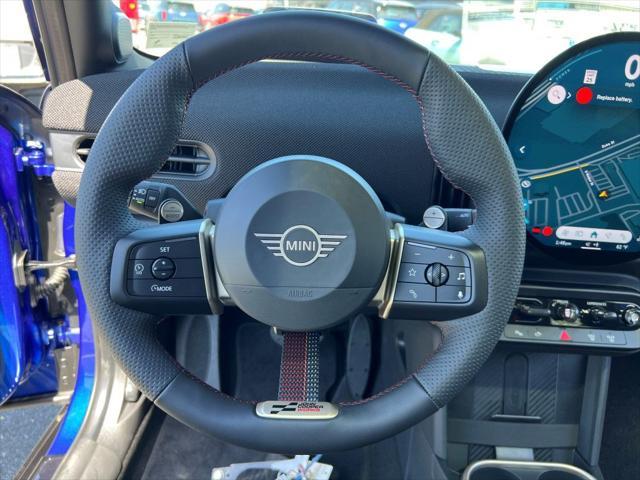 new 2025 MINI Hardtop car, priced at $41,260