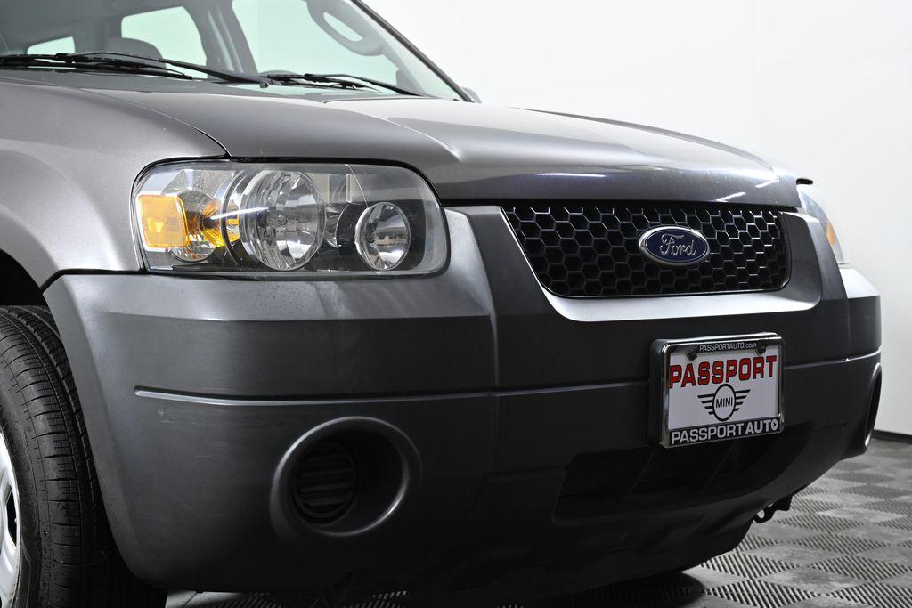 used 2006 Ford Escape car, priced at $4,500