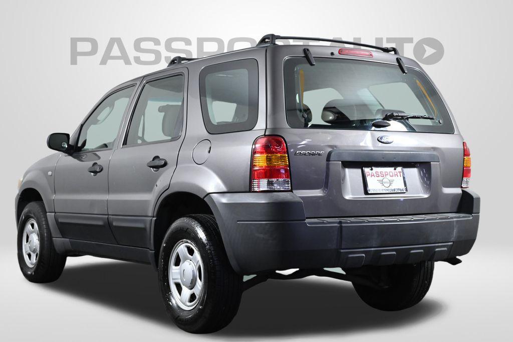 used 2006 Ford Escape car, priced at $4,500