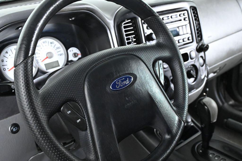 used 2006 Ford Escape car, priced at $4,500