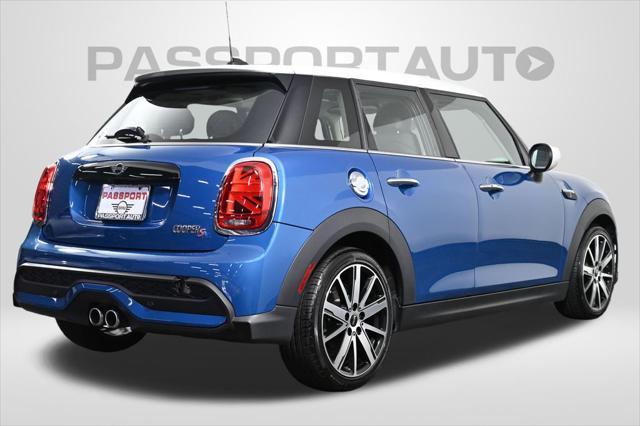 used 2022 MINI Hardtop car, priced at $24,500