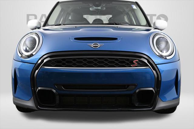 used 2022 MINI Hardtop car, priced at $24,500