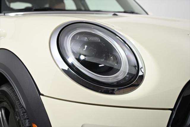 used 2022 MINI Hardtop car, priced at $27,800