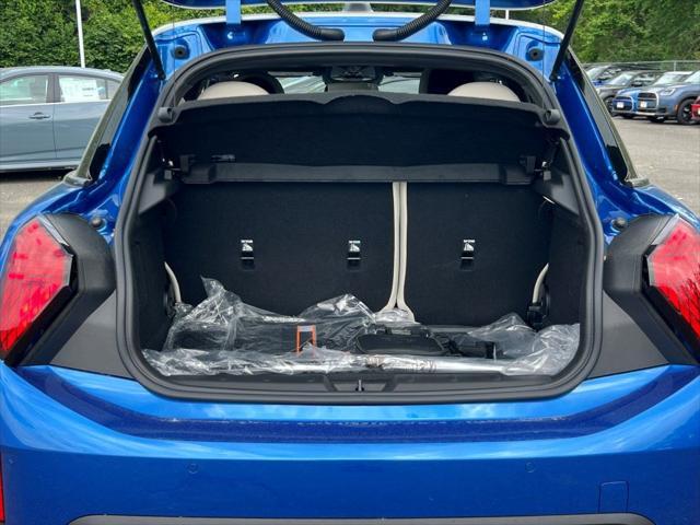 new 2025 MINI Hardtop car, priced at $39,810