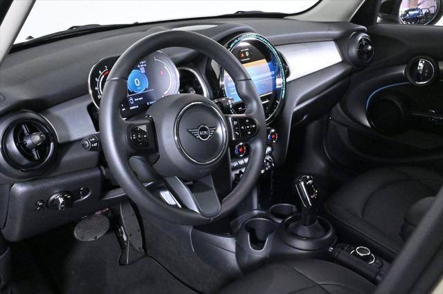 used 2022 MINI Hardtop car, priced at $26,000