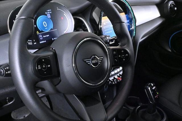used 2022 MINI Hardtop car, priced at $26,000