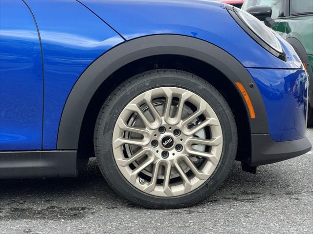 new 2025 MINI Hardtop car, priced at $36,410