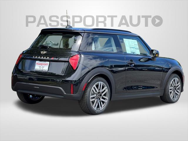 new 2025 MINI Hardtop car, priced at $36,445