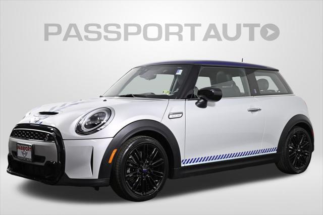 used 2022 MINI Hardtop car, priced at $28,000