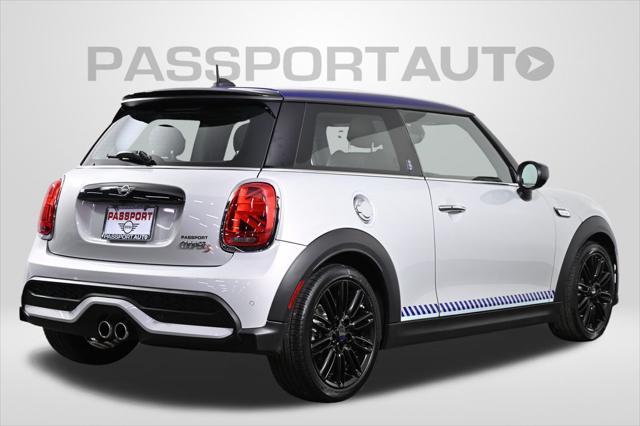 used 2022 MINI Hardtop car, priced at $28,000