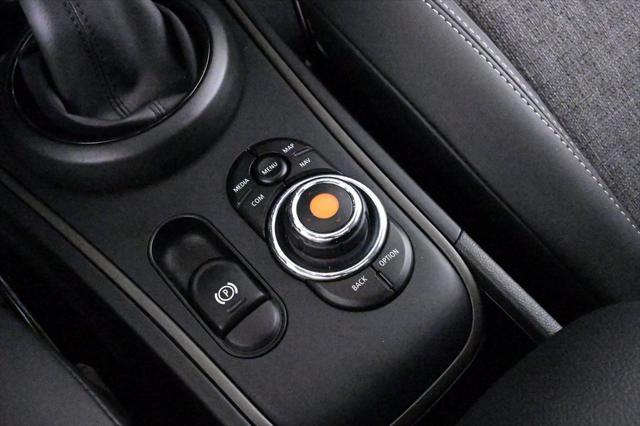 used 2021 MINI SE Countryman car, priced at $27,500