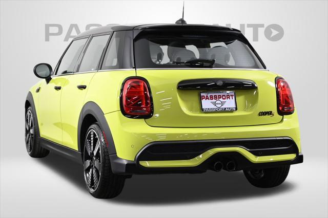 used 2024 MINI Hardtop car, priced at $35,000