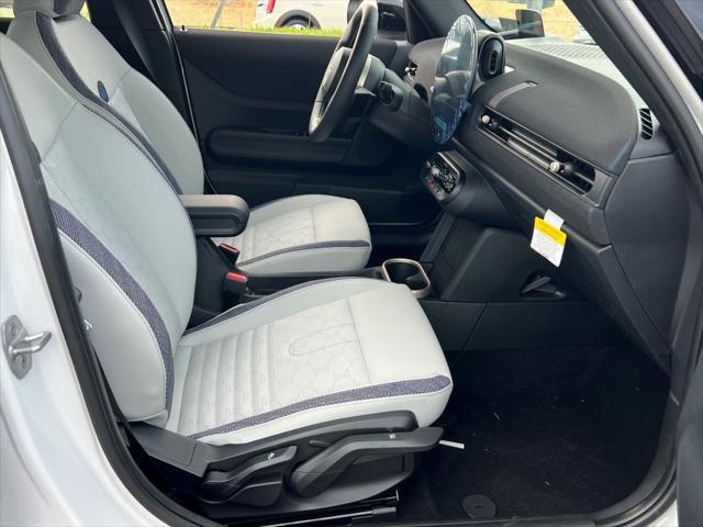 new 2025 MINI Hardtop car, priced at $27,790