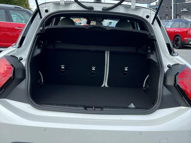 new 2025 MINI Hardtop car, priced at $27,790