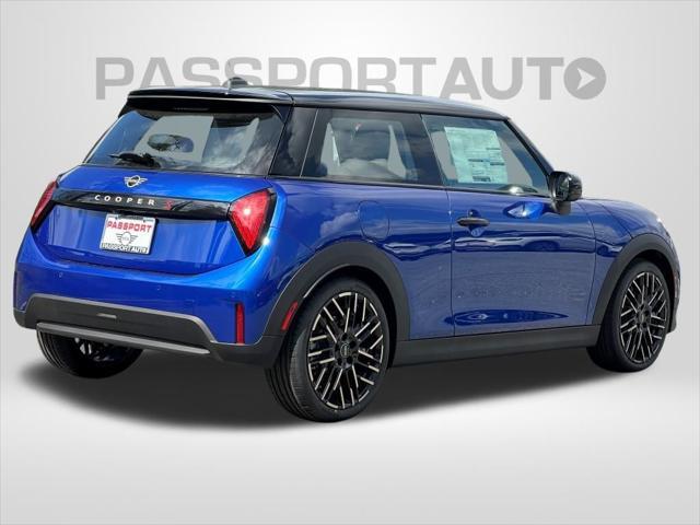 new 2025 MINI Hardtop car, priced at $38,445