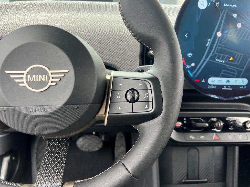 new 2025 MINI Hardtop car, priced at $37,115