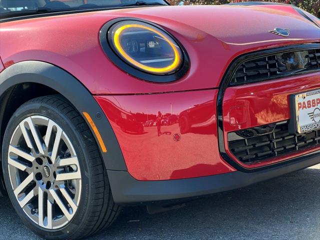 new 2025 MINI Hardtop car, priced at $32,345