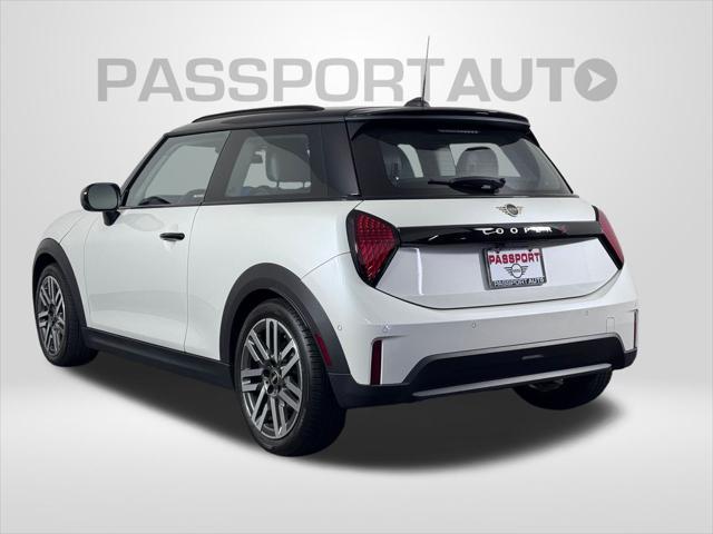 used 2025 MINI Hardtop car