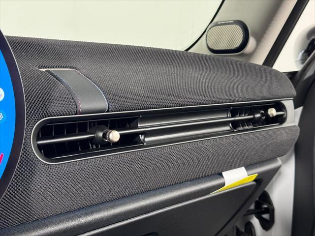 used 2025 MINI Hardtop car