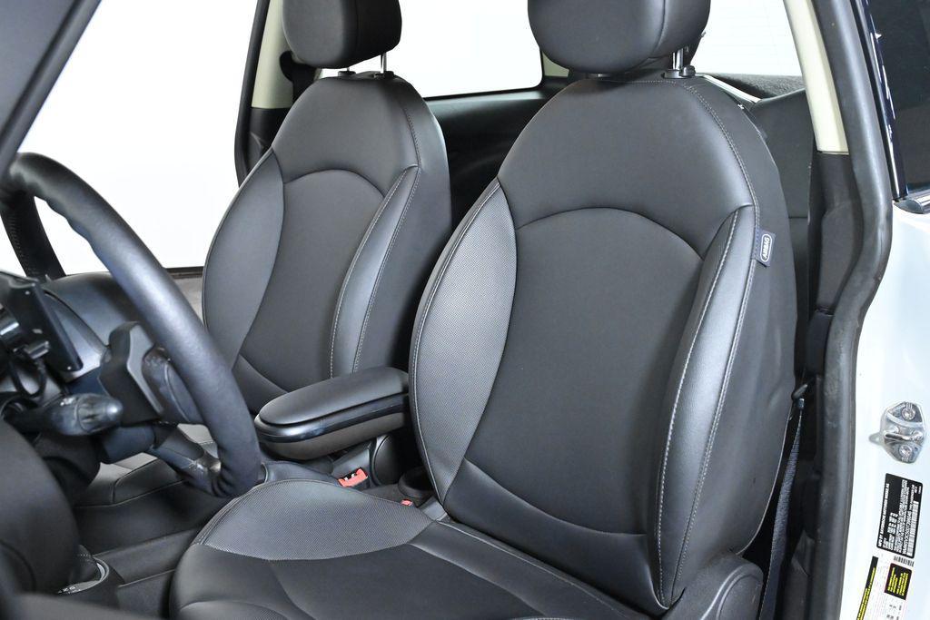 used 2013 MINI Hardtop car, priced at $15,000