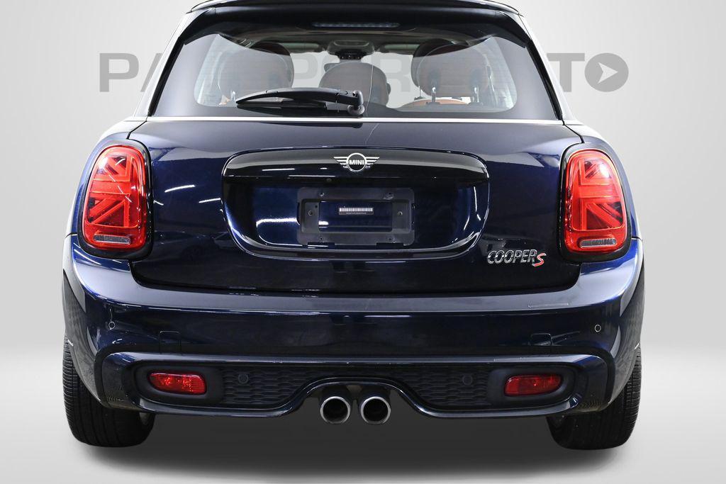 used 2021 MINI Hardtop car, priced at $25,000