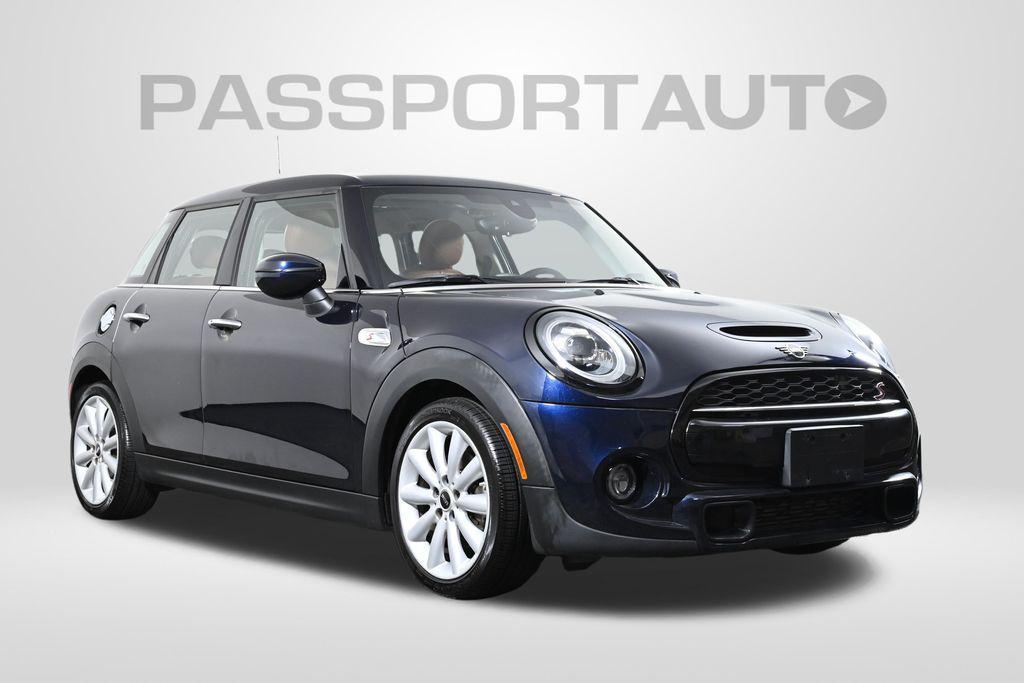 used 2021 MINI Hardtop car, priced at $25,000