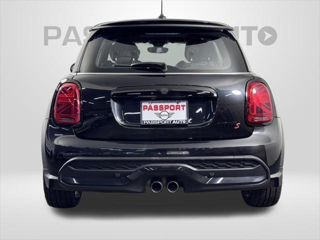 used 2023 MINI Hardtop car, priced at $26,500