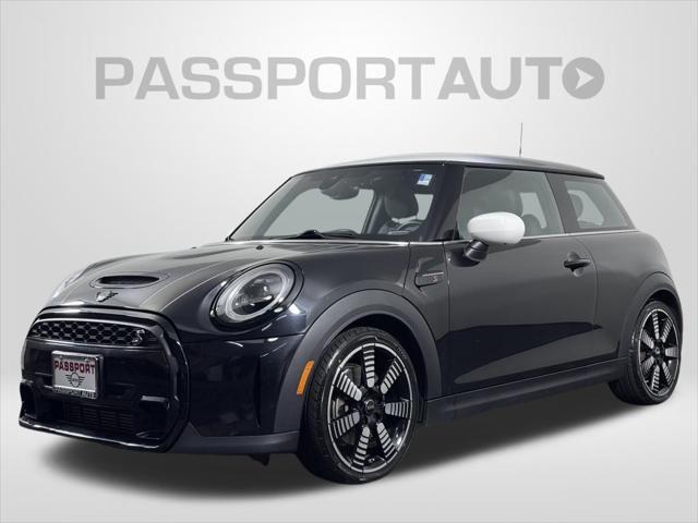 used 2023 MINI Hardtop car, priced at $26,500