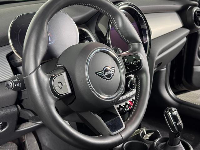 used 2023 MINI Hardtop car, priced at $26,500