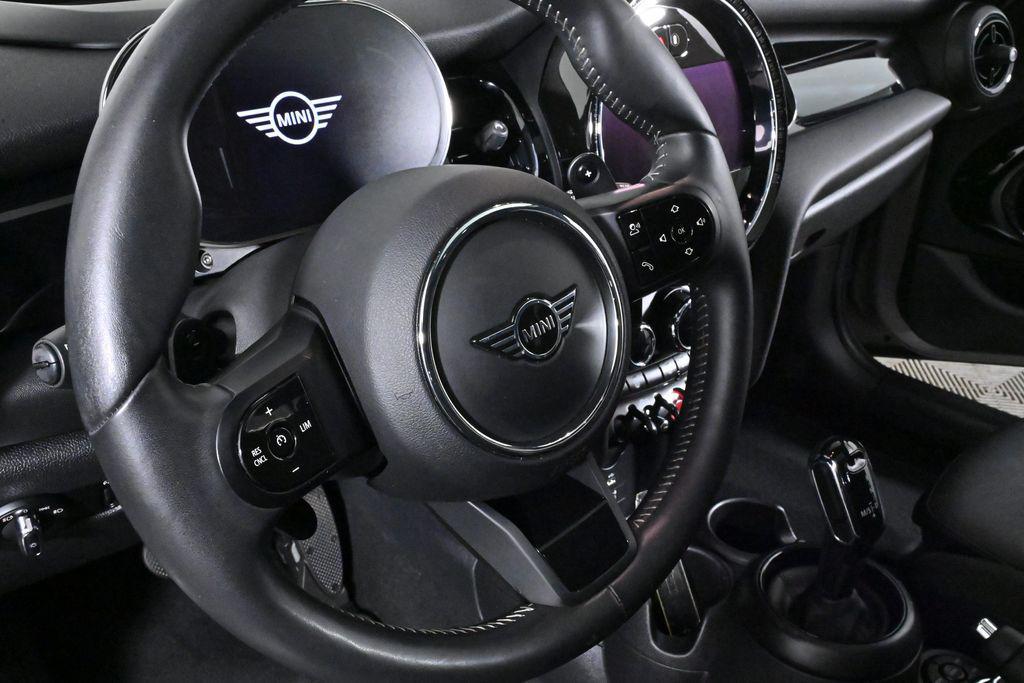 used 2022 MINI Hardtop car, priced at $26,500