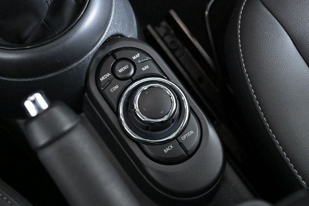 used 2024 MINI Hardtop car, priced at $28,800