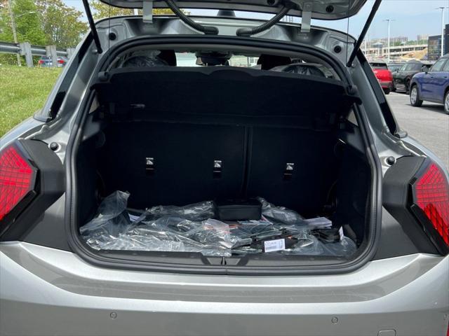 new 2025 MINI Hardtop car, priced at $37,110
