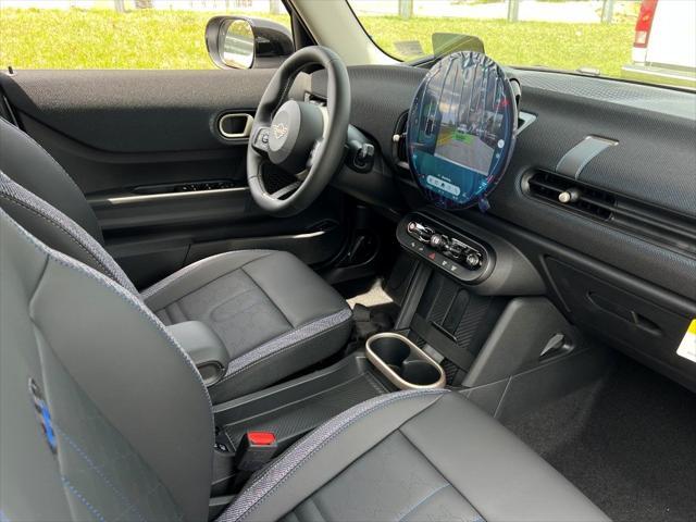 new 2025 MINI Hardtop car, priced at $37,110